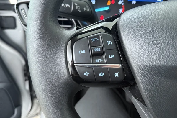Ford Fiesta (2023) — foto 6 van 16