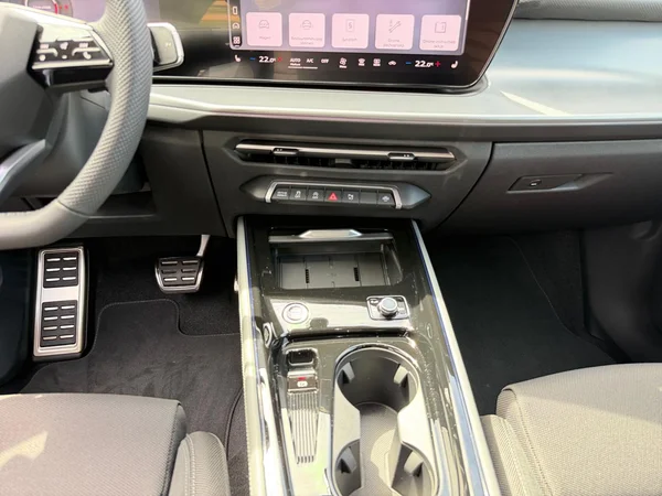 AUDI Q3 Sportback (2026) — foto 3 van 21
