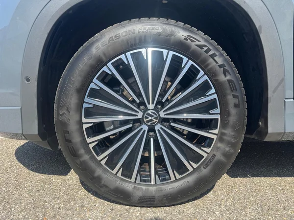 VOLKSWAGEN Tayron (2025) — foto 13 van 21