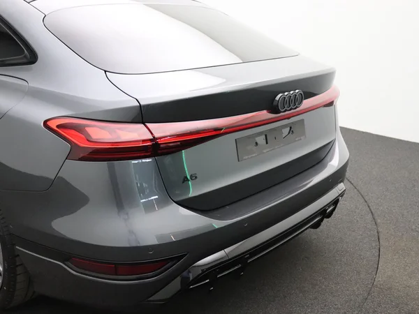 AUDI A6 Sportback e-tron (2025) — foto 19 van 29