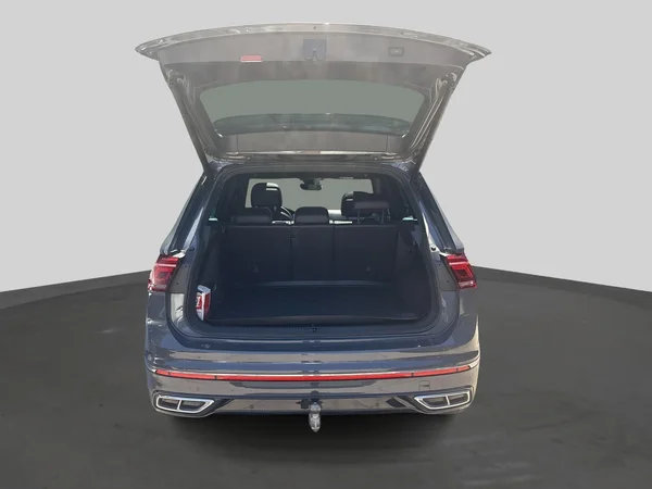 Volkswagen Tiguan (2021) — foto 14 van 16