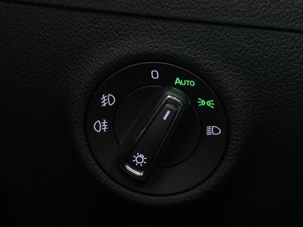 SKODA Superb (2023) — foto 20 van 31