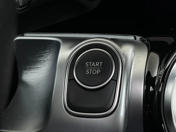 MERCEDES EQB 250 (2022) — foto 15 van 35