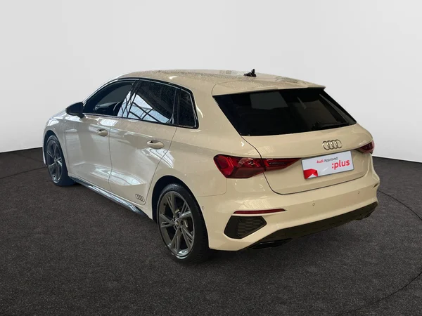 AUDI A3 Sportback (2024) — foto 14 van 20