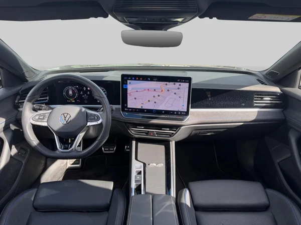 VOLKSWAGEN Passat Variant eHybrid (PHEV) (2025) — foto 3 van 25