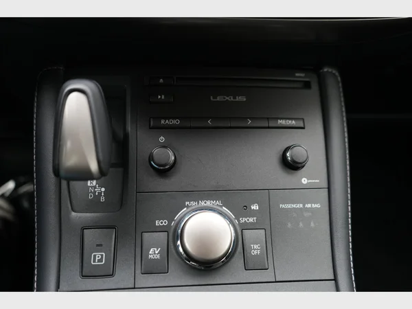 LEXUS CT 200h (2018) — foto 14 van 25