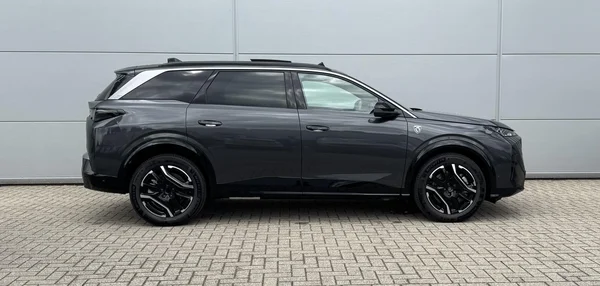Peugeot e-5008 (2026) — foto 30 van 34