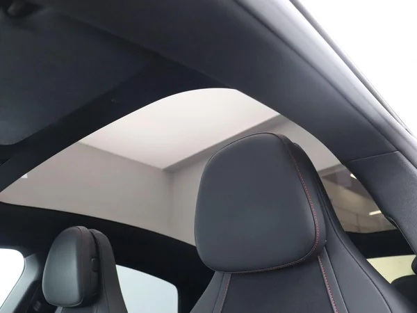 Mercedes-Benz CLA (2025) — foto 3 van 22