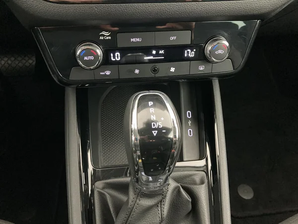 SKODA Kamiq (2025) — foto 22 van 36