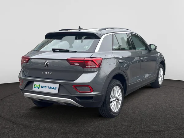 VOLKSWAGEN T-Roc (2022) — foto 16 van 20