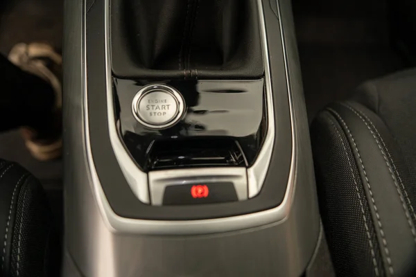 Peugeot 308 (2021) — foto 8 van 64