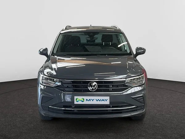 VOLKSWAGEN Tiguan (2022) — foto 19 van 20