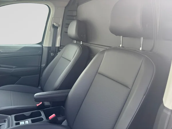 VOLKSWAGEN Caddy Cargo Dsl (2025) — foto 2 van 20