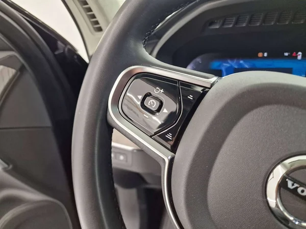 Volvo XC90 (2024) — foto 18 van 18