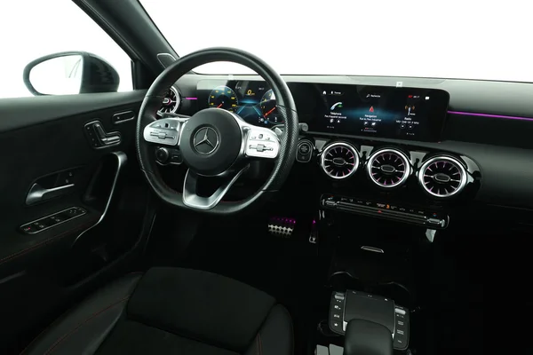 Mercedes-Benz A-Klasse (2021) — foto 4 van 16