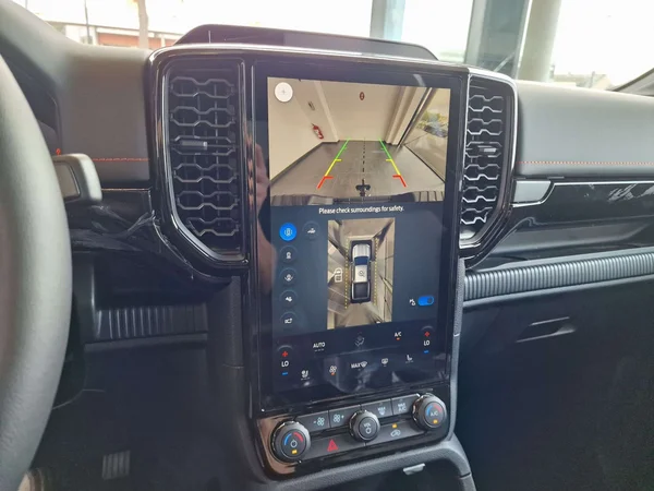 Ford Ranger — foto 15 van 15