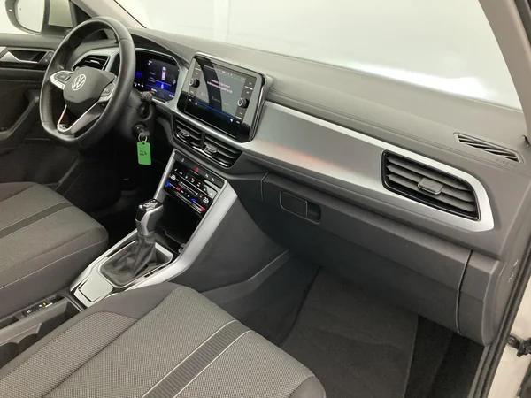 VOLKSWAGEN T-Roc Dsl (2023) — foto 8 van 36