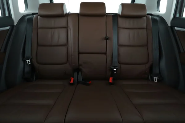 Volkswagen Tiguan (2016) — foto 6 van 16