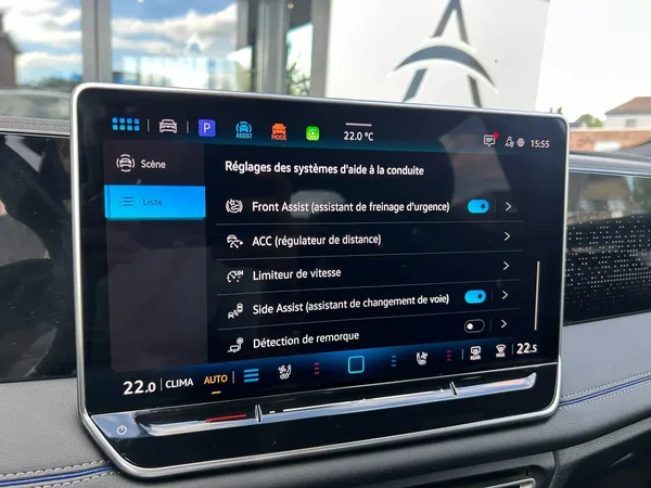 Volkswagen Tiguan (2024) — foto 13 van 30