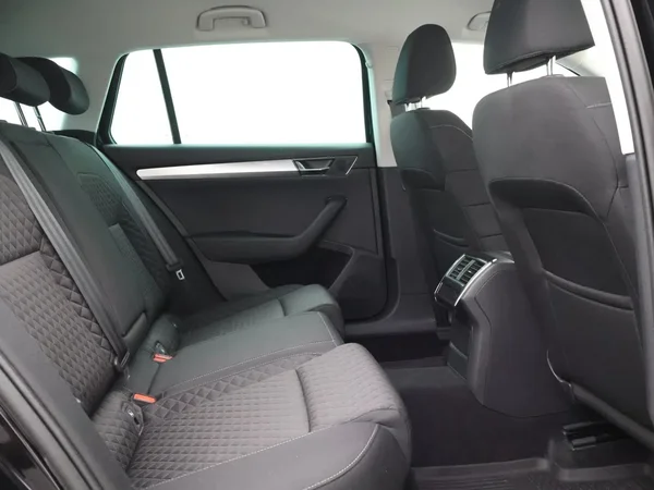 Škoda Superb (2023) — foto 29 van 29