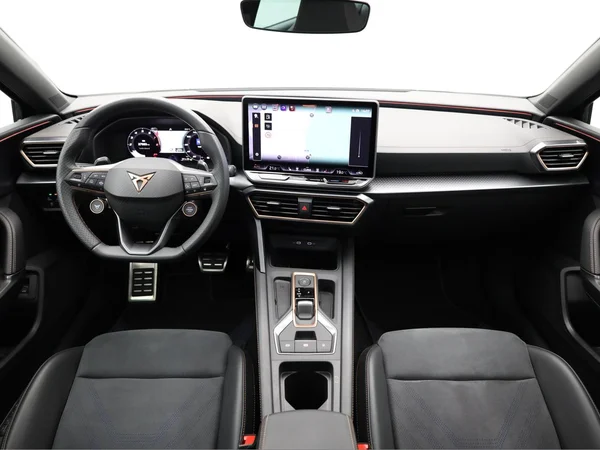 CUPRA Leon SW (2024) — foto 26 van 27
