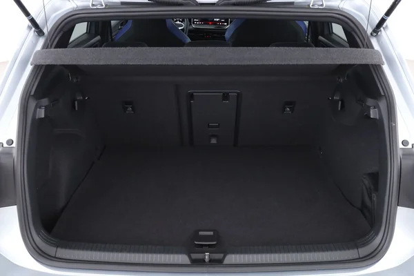 Volkswagen Golf (2024) — foto 8 van 16