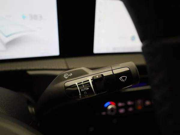 Kia EV6 (2024) — foto 13 van 81