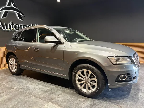 Audi Q5 (2015) — foto 17 van 28