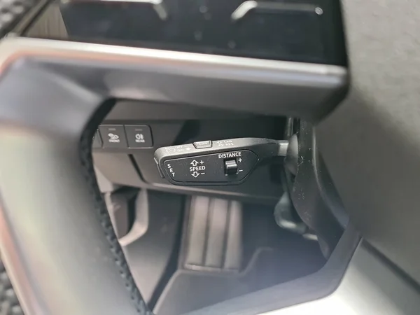 AUDI Q4 e-tron (2024) — foto 13 van 24