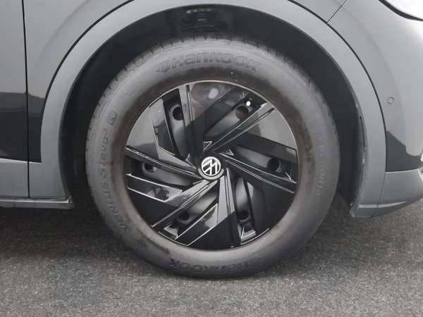 VOLKSWAGEN ID.4 (2024) — foto 5 van 29