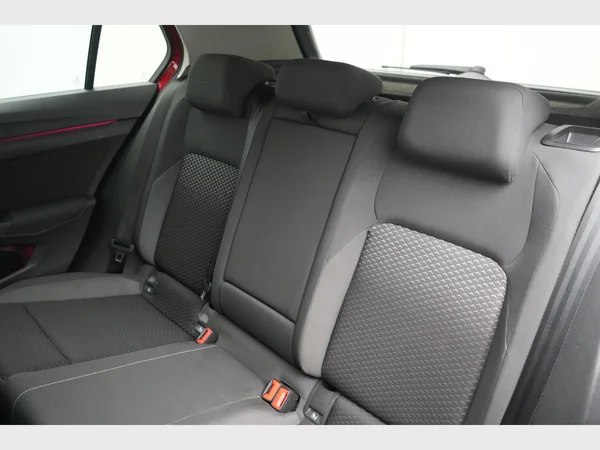 VOLKSWAGEN Golf VIII (2021) — foto 28 van 28
