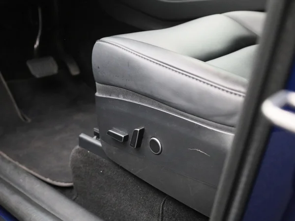 Tesla Model Y (2023) — foto 26 van 43