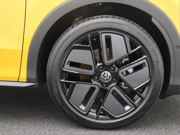 VOLKSWAGEN T-Roc (2026) — foto 8 van 16