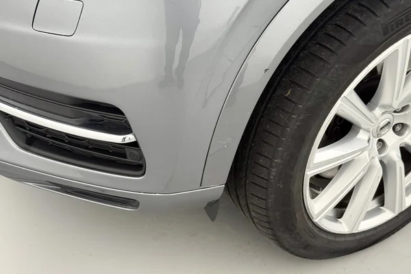 Volvo XC90 PHEV (2019) — foto 32 van 41