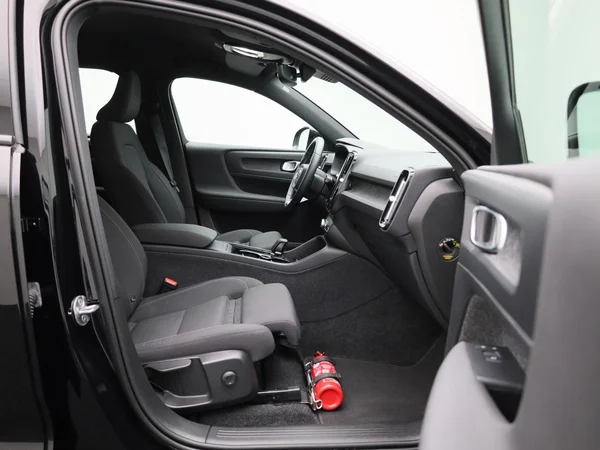 Volvo XC40 (2023) — foto 31 van 45