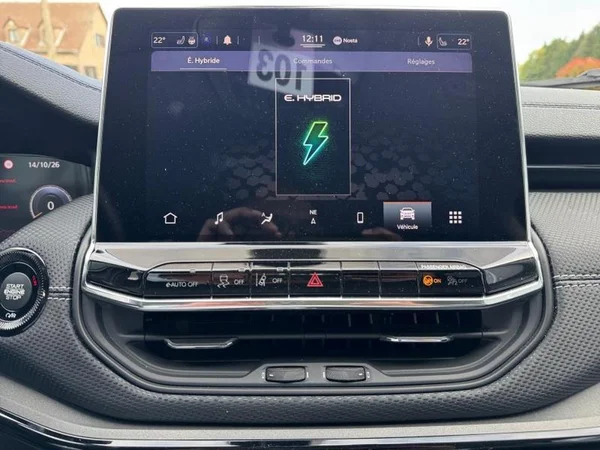 JEEP Compass (2023) — foto 19 van 31