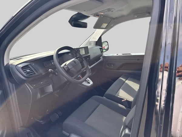 Peugeot Expert (2025) — foto 18 van 19