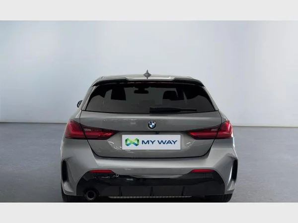 BMW 1 Hatch (2022) — foto 13 van 15