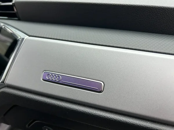 Audi Q3 (2022) — foto 11 van 28