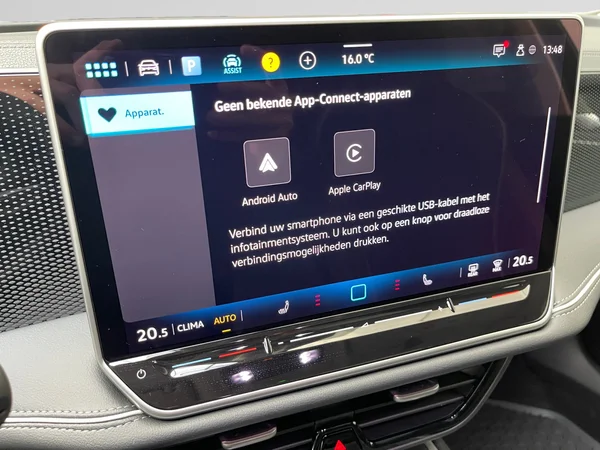 VOLKSWAGEN Passat SW (2025) — foto 13 van 14