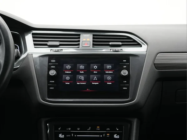 VOLKSWAGEN Tiguan Allspace (2022) — foto 17 van 43
