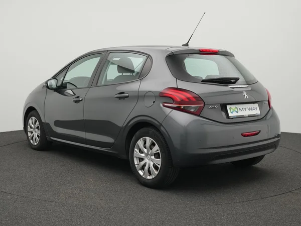 PEUGEOT 208 (2016) — foto 16 van 21