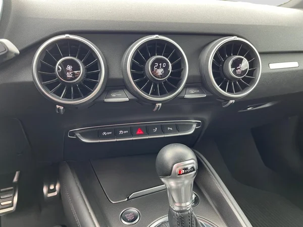 AUDI TT Coupé (2018) — foto 2 van 22