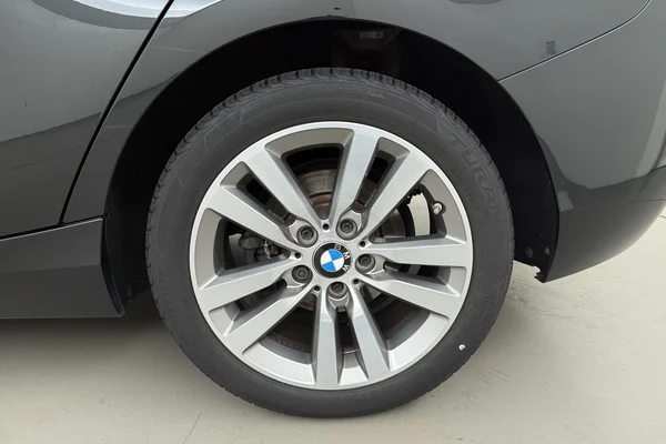 BMW 1 Hatch (f20 Lci) (2018) — foto 15 van 18