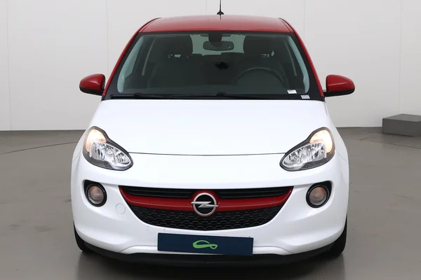 Opel Adam (2019) — foto 12 van 19