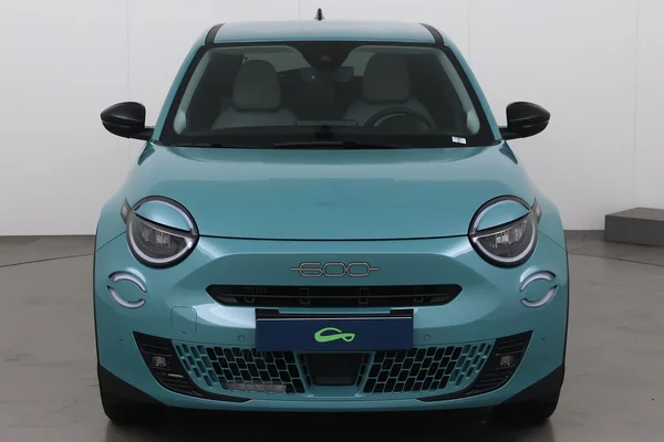 Fiat 600 (2025) — foto 12 van 19