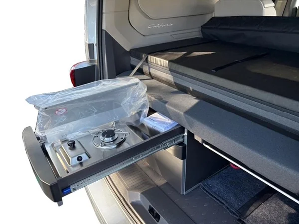 VOLKSWAGEN Multivan T7 Long eHybrid (PHEV) (2025) — foto 2 van 7