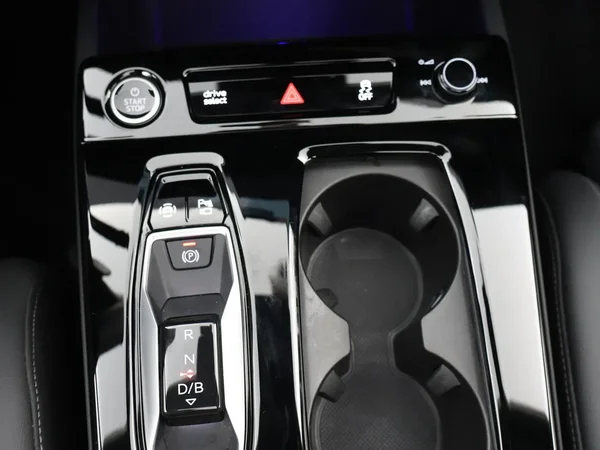 Audi Q6 e-tron (2026) — foto 19 van 33