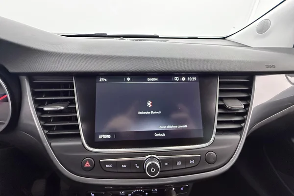 Opel Crossland (2023) — foto 13 van 25