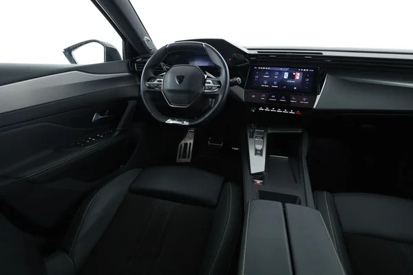 Peugeot 408 (2024) — foto 4 van 16